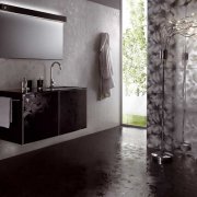 Облицовка с керамични плочки в банята: класика от жанра