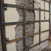 Teknologi pengukuhan dinding bata: melakukannya dengan betul