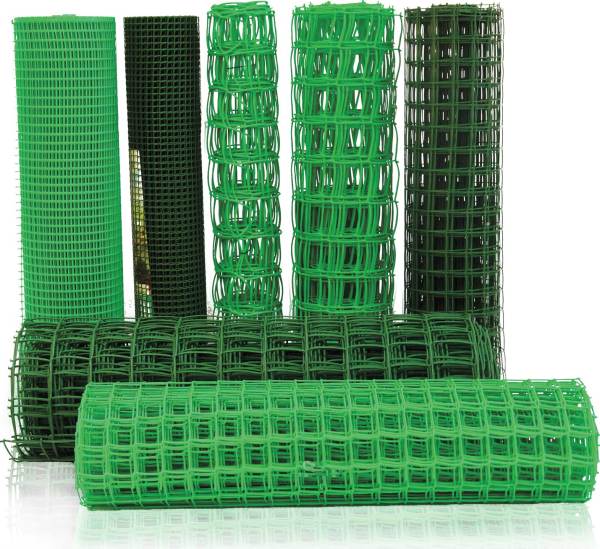 Jaring plastik sering digunakan sebagai pagar atau pagar sementara.