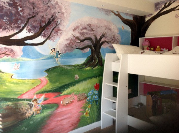 Kertas dinding foto bayi untuk kanak-kanak perempuan. Gabungan gaya dan skema warna gambar yang baik